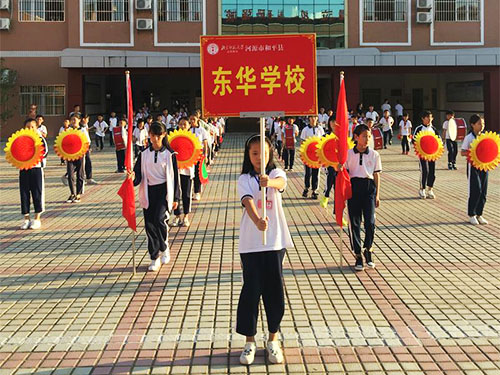 东华学校鼓号队训练